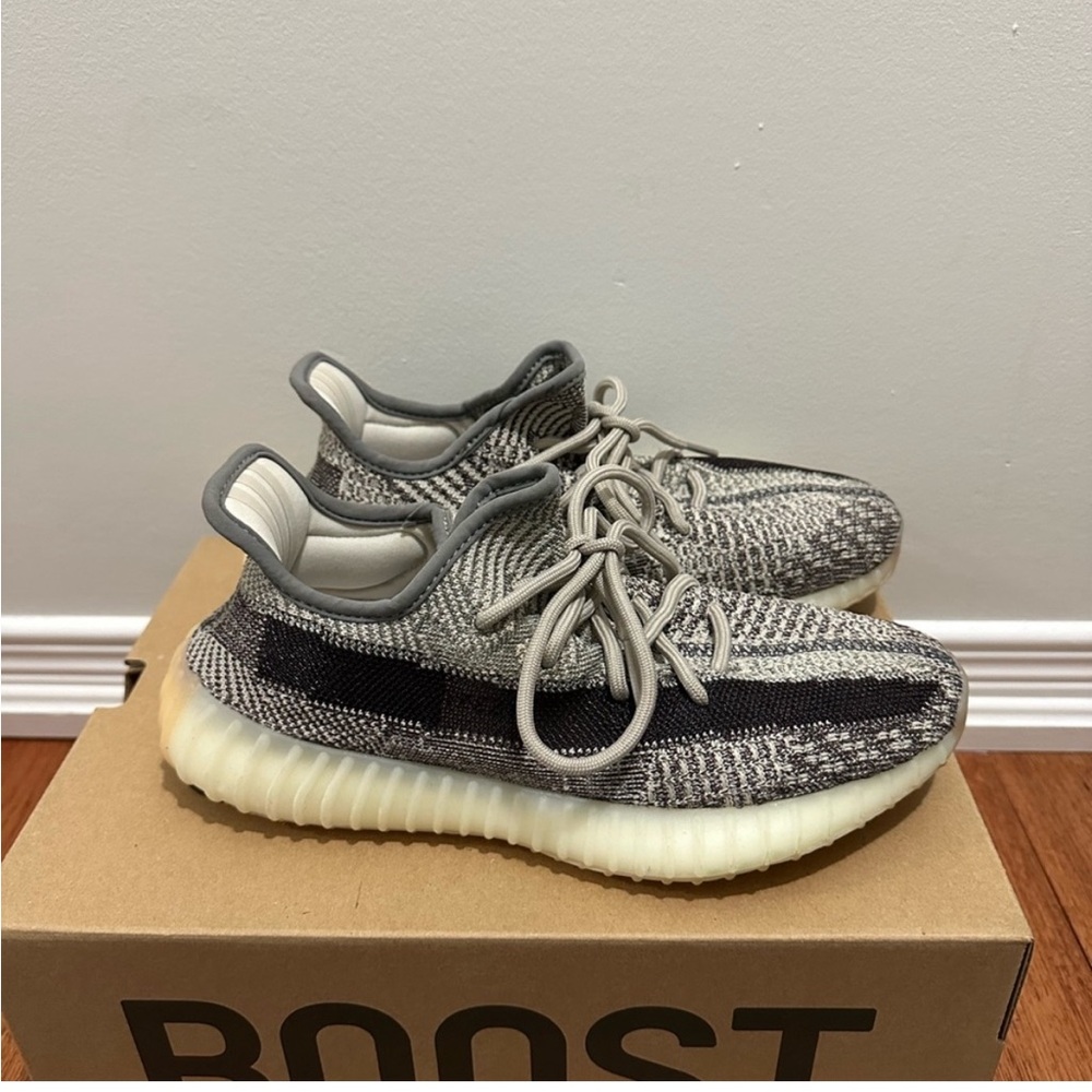 Yeezy Boost 350 V2 Gray and Cream Shoes